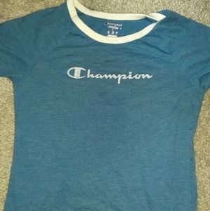 Champion tshirt